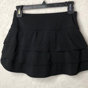 Athleta black short skirt workout bottom Size XS